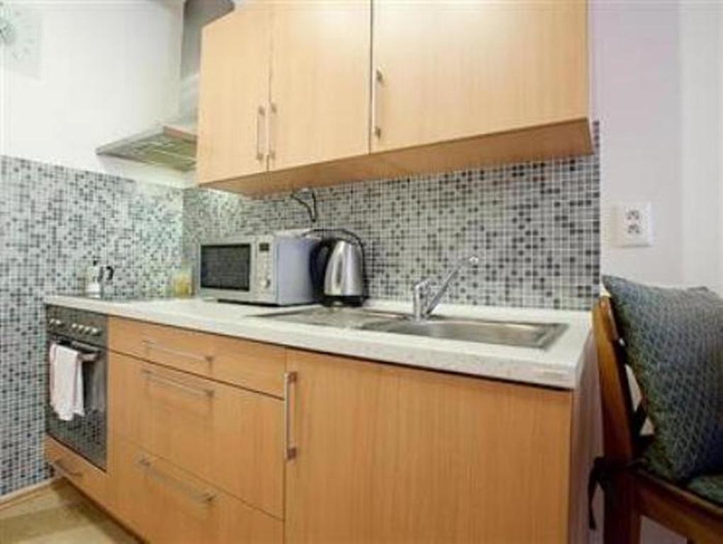 Apartment Smichov Praha Rom bilde