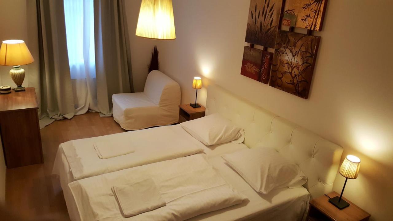 Apartment Smichov Praha Eksteriør bilde